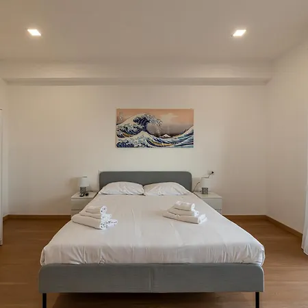 Apartamento Piazza Lodi - *